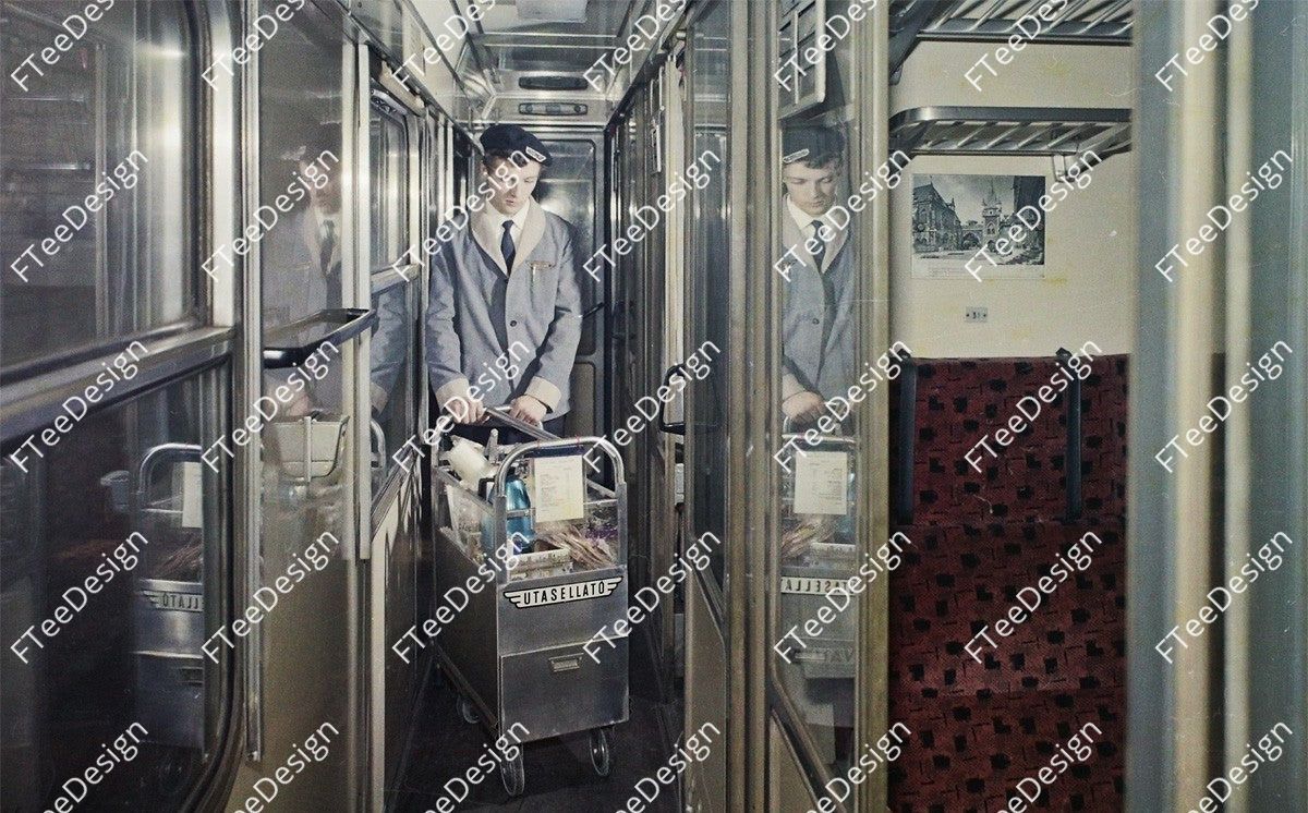 Retro Utasellátó 2 póló